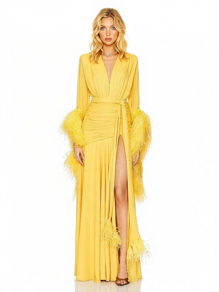 Michelle elegante Chiffon-Maxi-Robe mit Federn