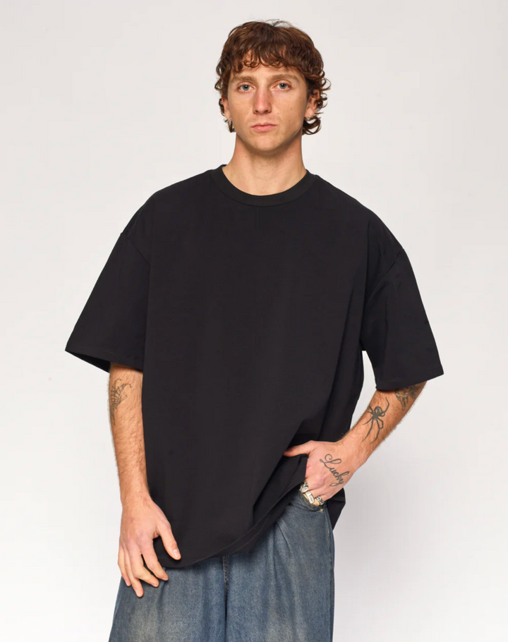 Everyday Tee – Oversized T-Shirt