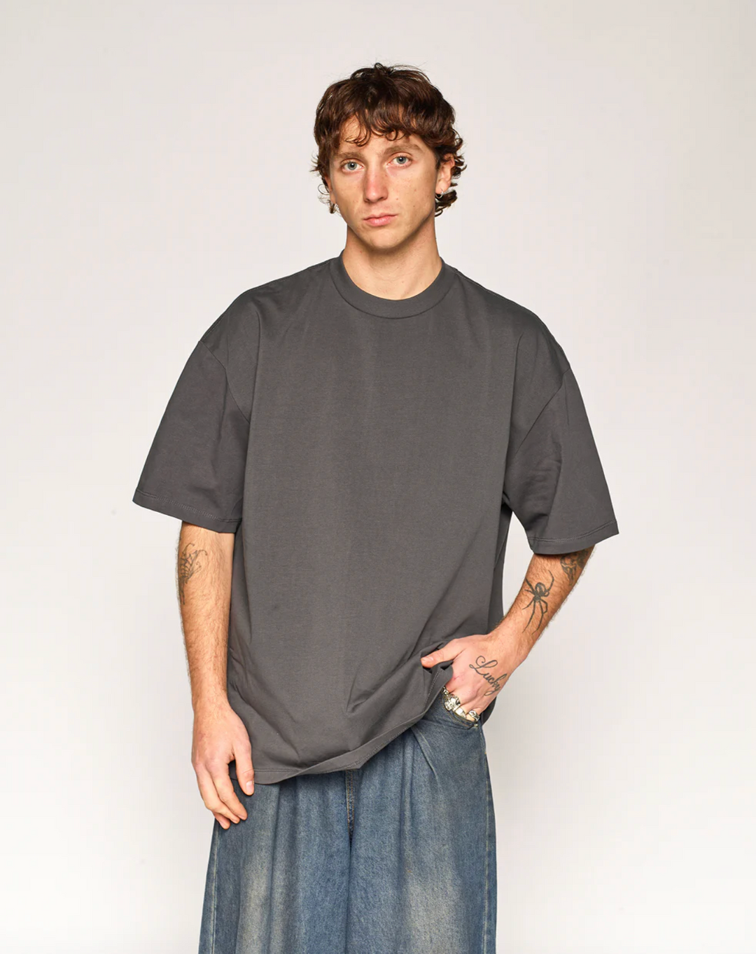 Everyday Tee – Oversized T-Shirt