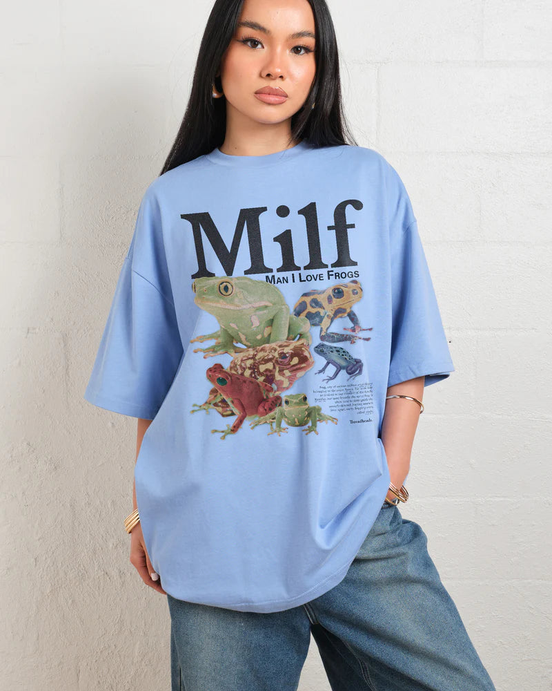 Man I love Frogs - T-Shirt