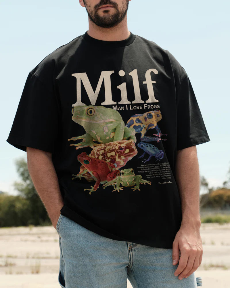 Man I love Frogs - T-Shirt