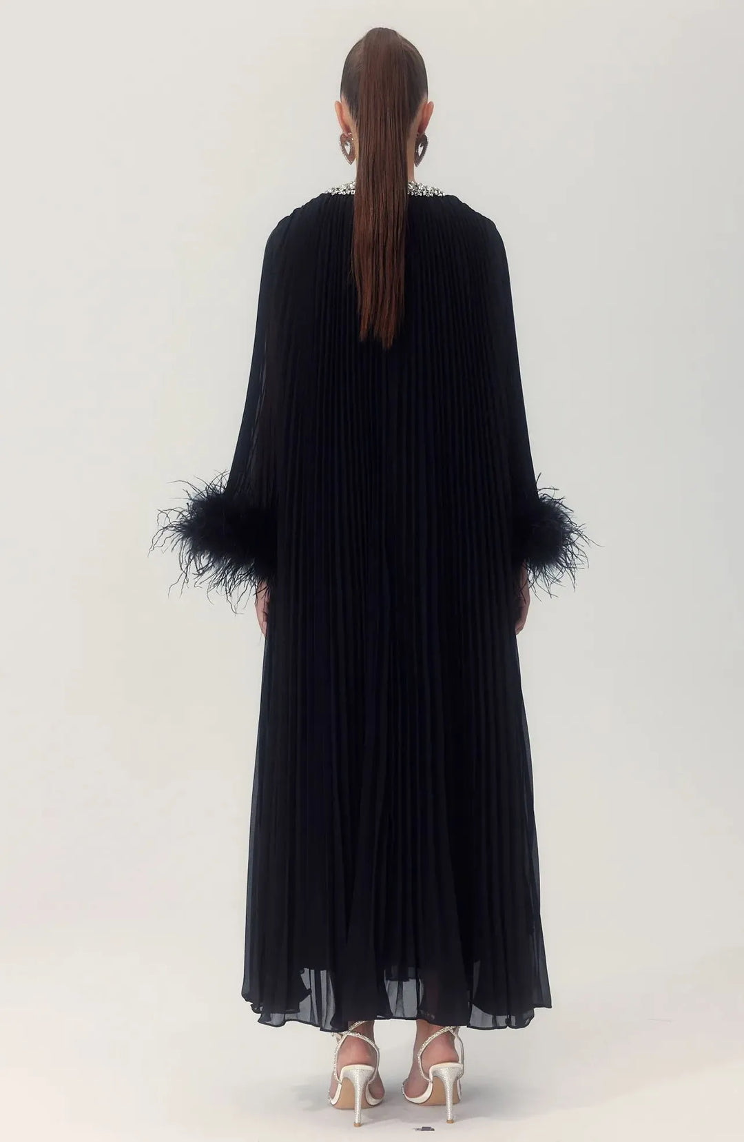 Yvonne elegante Chiffon-Maxi-Robe mit Federn