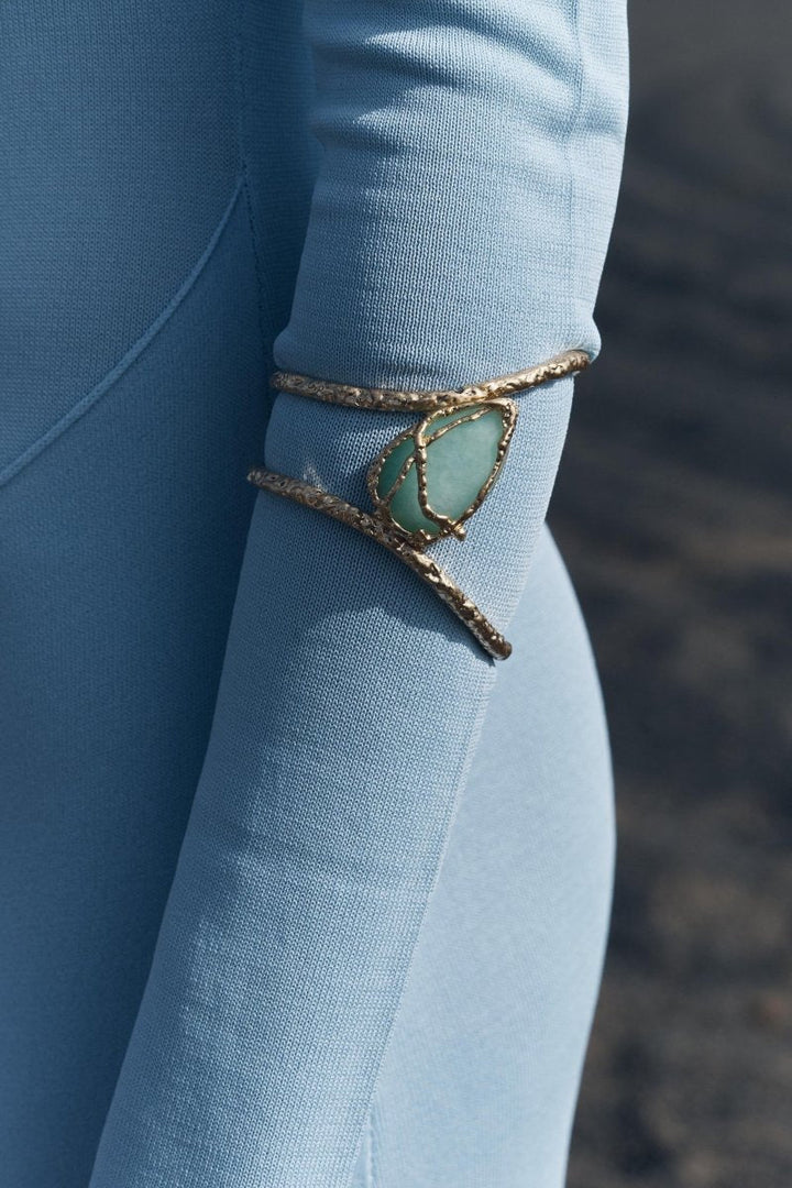 Armband mit Edelsteinstruktur (Nahaufnahme) - KYMA