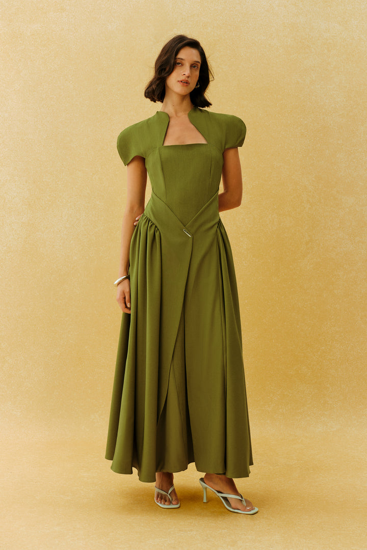 Seitliche Raffung am Kleid - KYMA