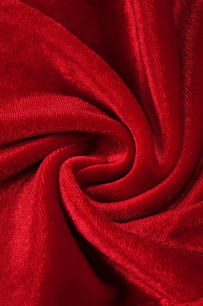 Clara Diamante Rose Samtkleid Set im Tragen - KYMA