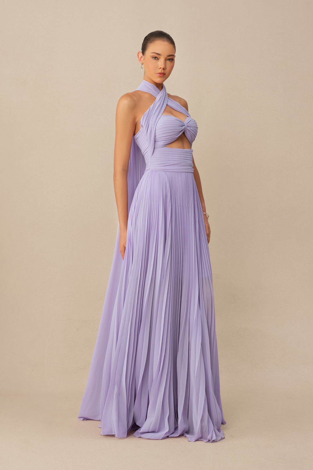 Lila Maxikleid mit Kreuzträgern und Falten – KYMA