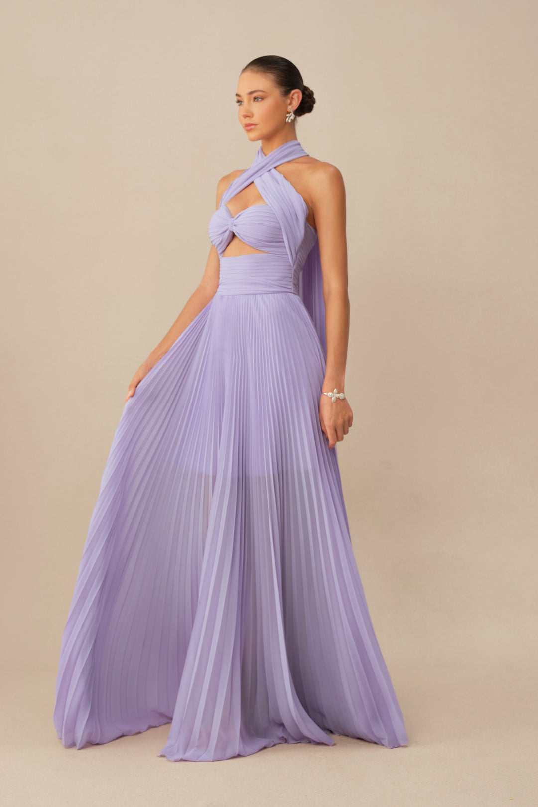 Lila Maxikleid mit Kreuzträgern und Falten – KYMA