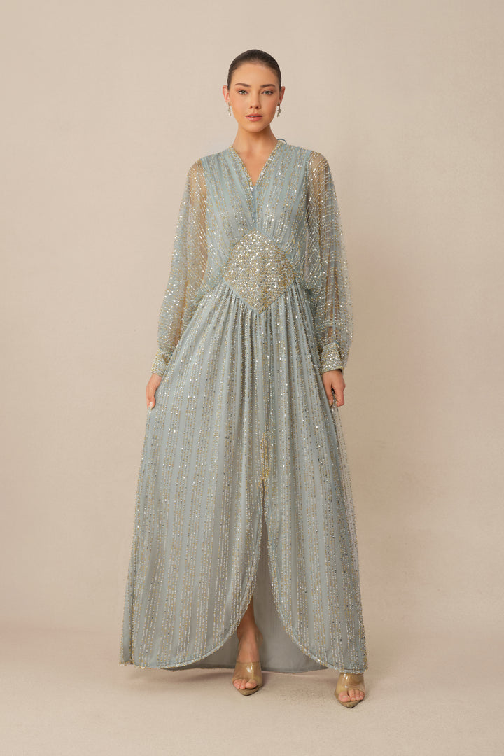 Blaues Maxikleid mit Perlen und transparenten Ballonärmeln - KYMA
