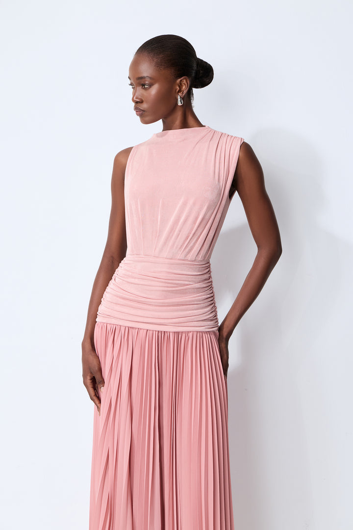 Maxikleid mit hohem Halsausschnitt – KYMA