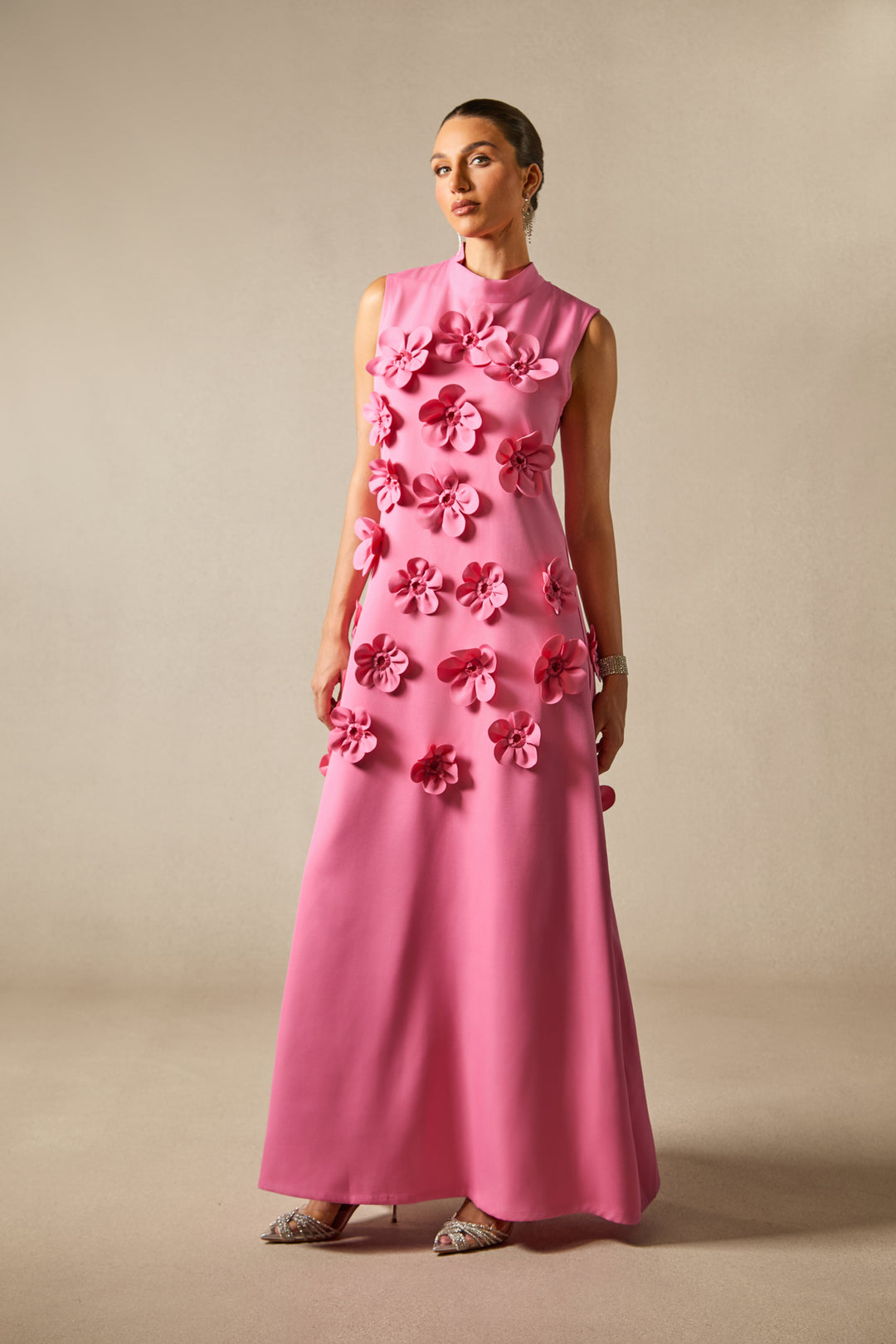 Ethel ärmelloses Maxikleid mit Blumenapplikationen - KYMA