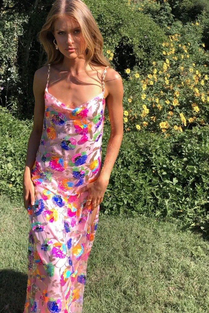 Fanny besticktes Pailletten-Rückenfreies Maxikleid mit Metallkette 11