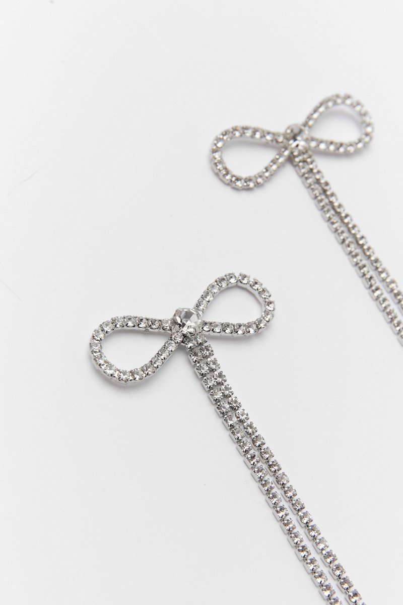 Diamante Bowknot Quasten-Ohrringe - KYMA - In der Handfläche