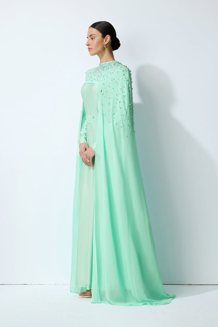 Hellgrünes Perlen-Cape und Kleid Set Seitenansicht - KYMA