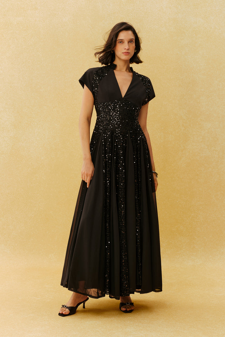 Just Enough Schwarzes Pailletten-Maxikleid mit V-Ausschnitt und Flügelärmeln – Rückenansicht