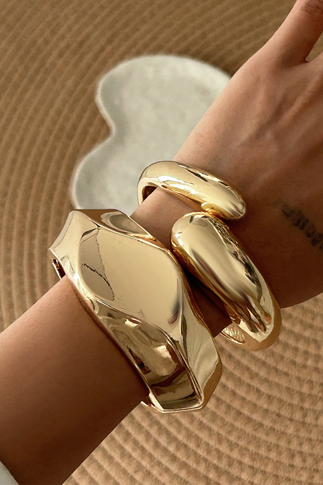 Armband in unregelmäßiger Form - KYMA