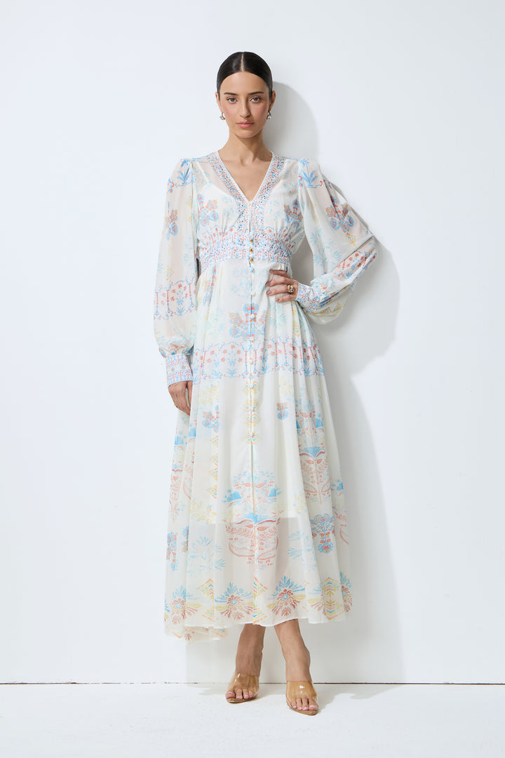 Weißes Maxikleid mit Blumenmuster und V-Ausschnitt - KYMA