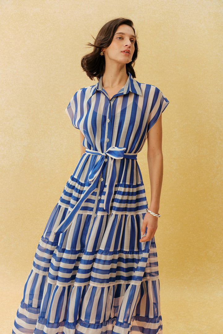 Blau gestreiftes Maxikleid mit Flügelärmeln Stoff - KYMA
