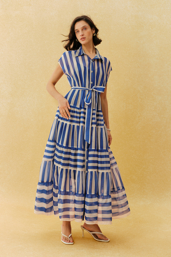 Blau gestreiftes Maxikleid mit Flügelärmeln Detail Gürtel - KYMA