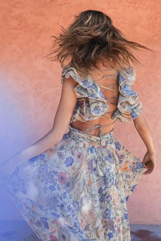 Das Marissa Kleid in seiner vollen Länge - KYMA