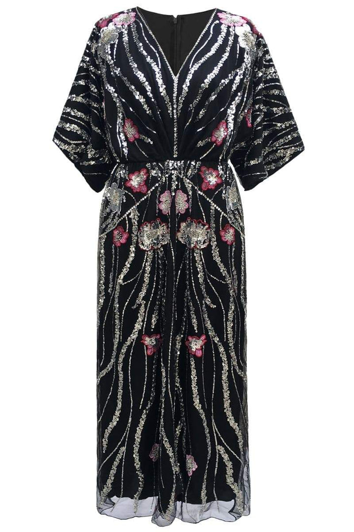 Nina Maxikleid mit Blumenstickerei und Pailletten - Größe M getragen - KYMA
