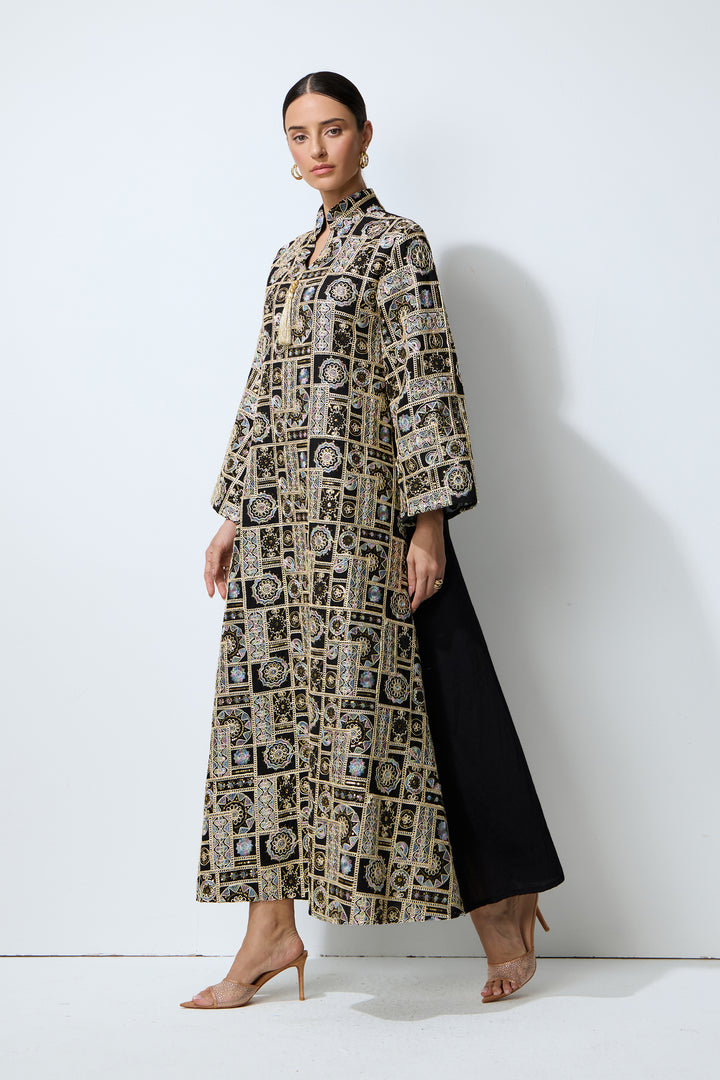 Schwarzes Kaftan-Maxikleid mit Pailletten-Details - KYMA