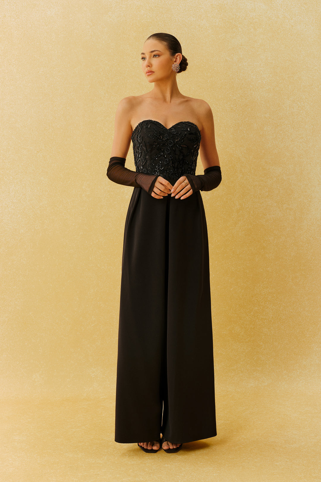 Detail der Seitentasche des Kleides - KYMA