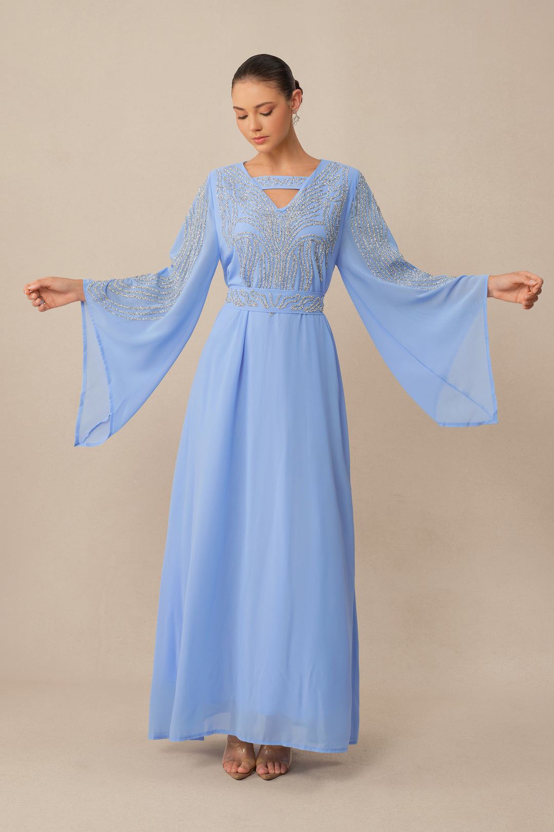 Special Invitation blaues Maxikleid mit Strass und ausgestellten Ärmeln - KYMA