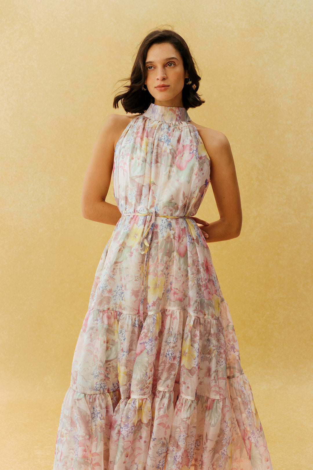 Stay In The Garden pinkes Maxikleid mit Blumenmuster und Spaghettiträgern Bindegürtel