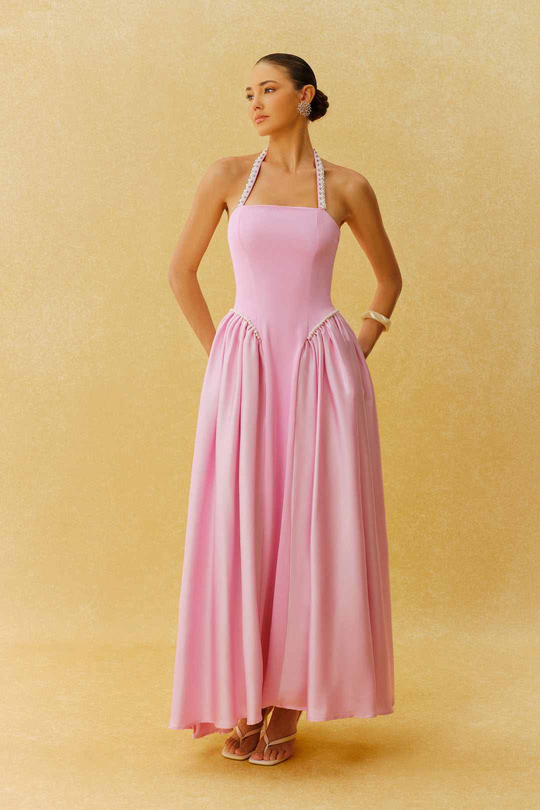 Sweet Talk Rosa besticktes Neckholder-Maxikleid - KYMA
