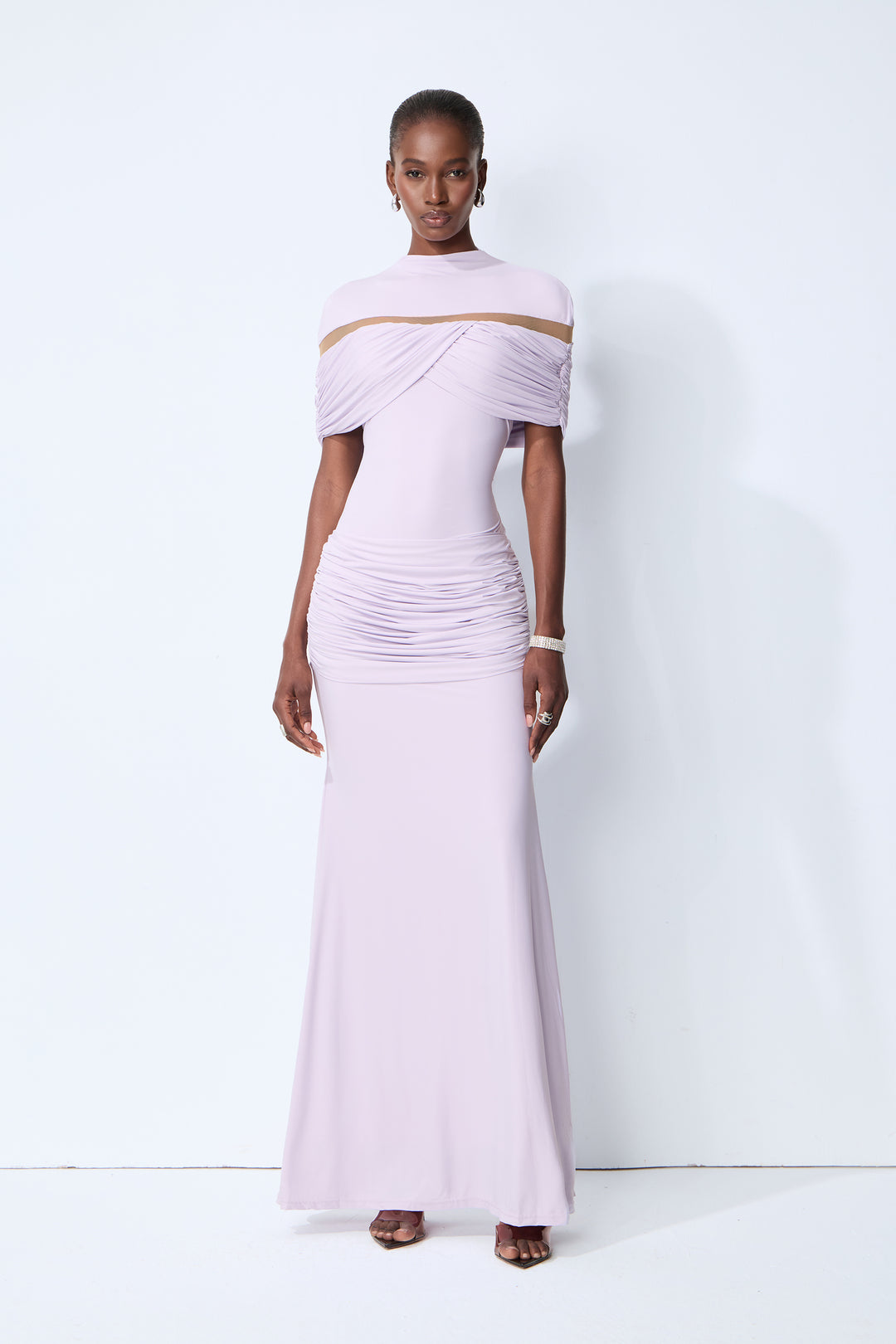 Violettes Maxikleid mit Raffung und schulterfreiem Design