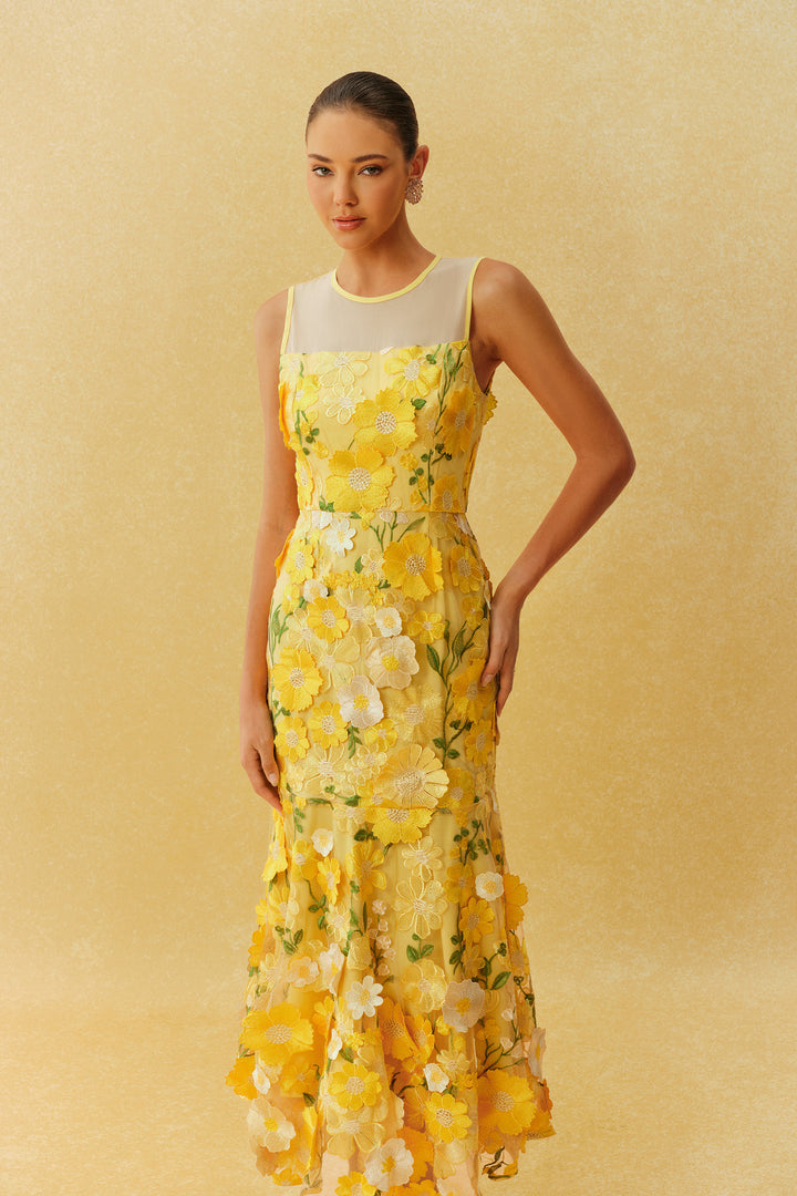 Hochzeitsgast-Look mit dem Midikleid - KYMA