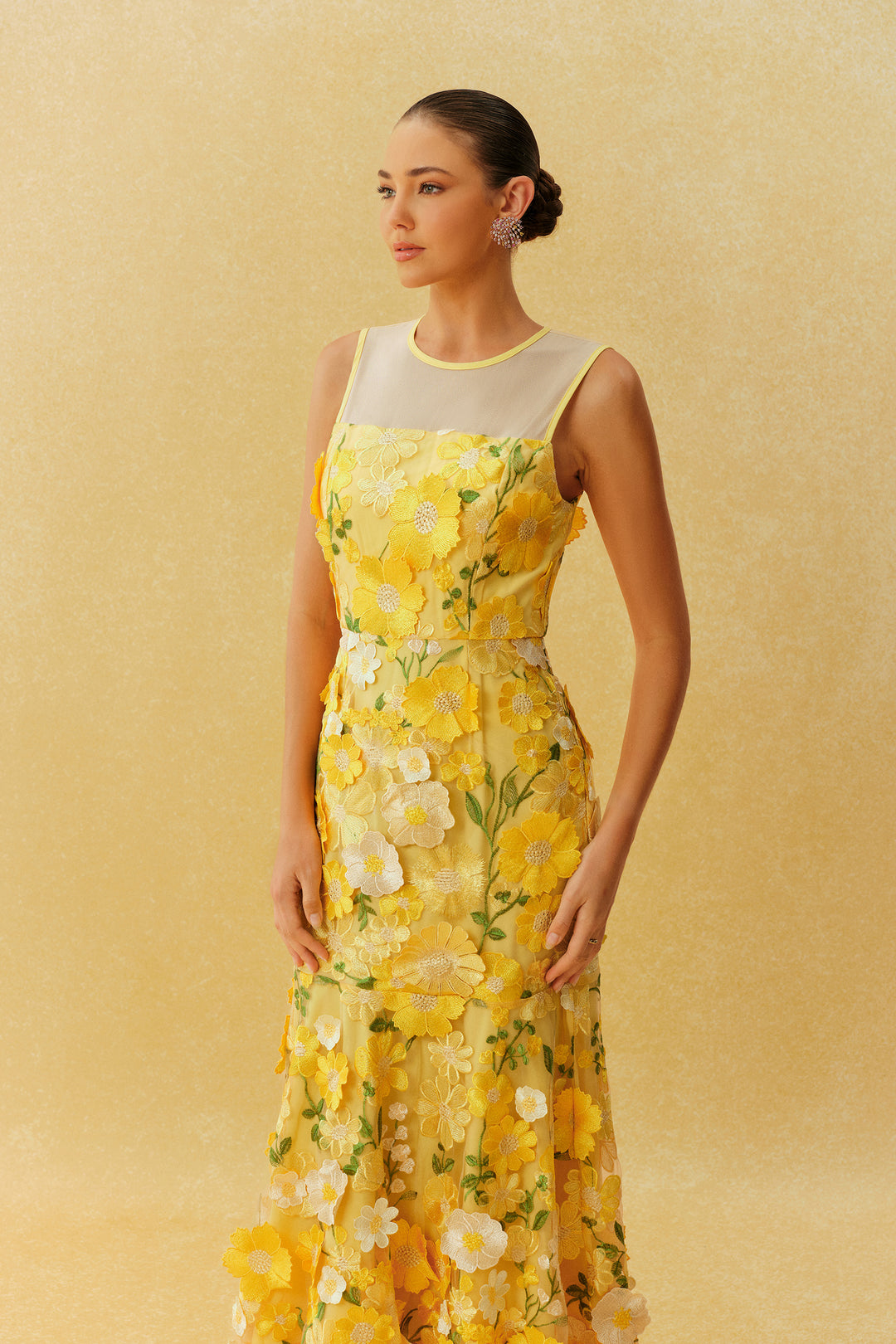 Gartenparty-Outfit mit dem Midikleid - KYMA
